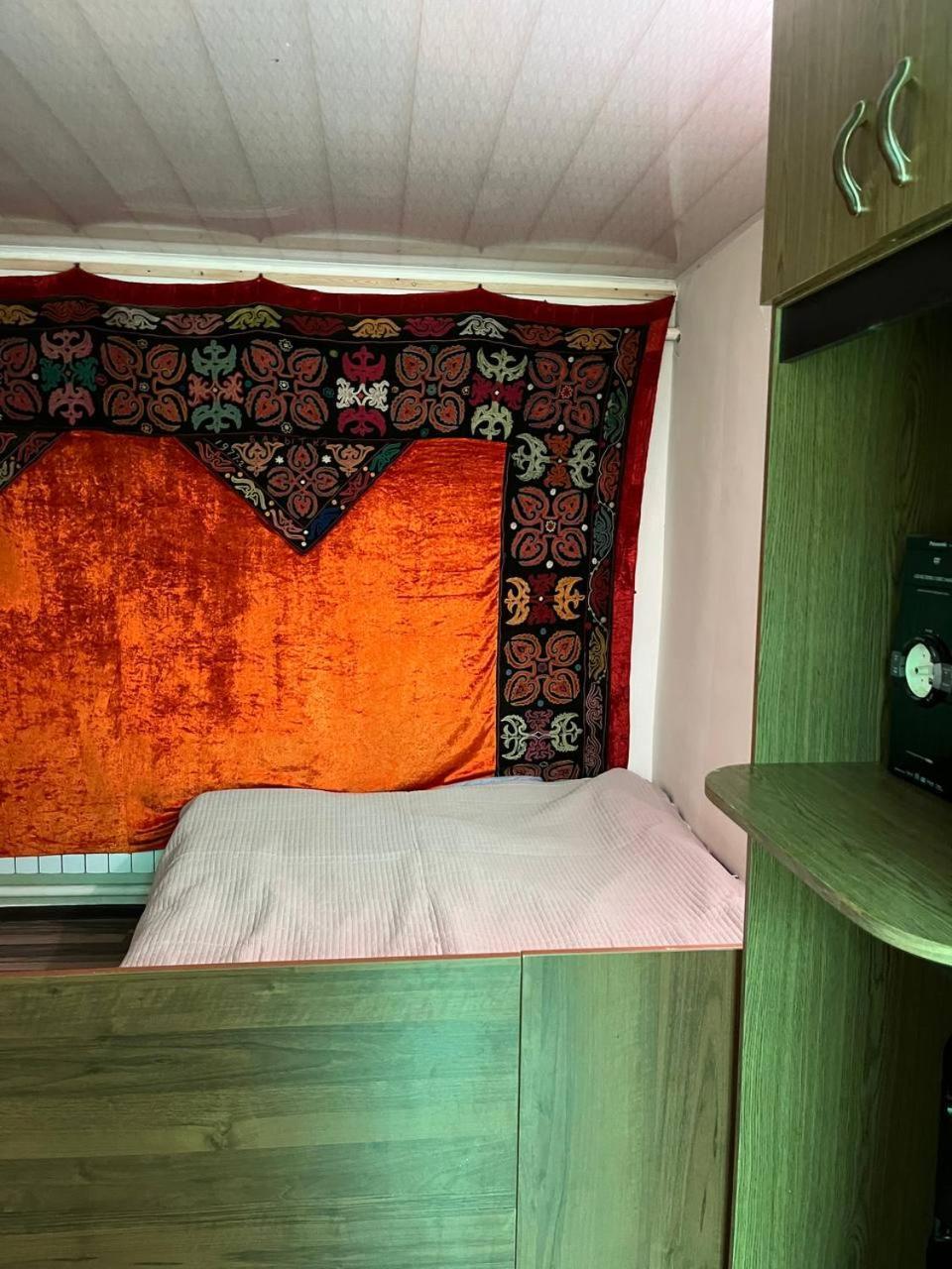 Bilim Guest House Tamchy Exterior foto